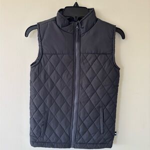 Crown & Ivy Charcoal Quilted Vest